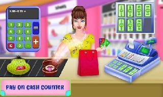 shopping mall for rich girls: supermarket cashier