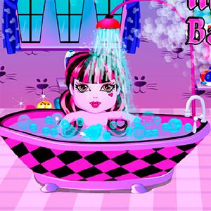monster baby bath GameSkip
